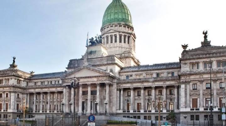 Con una doble sesión para la semana que viene, el oficialismo proyecta la aprobación del Presupuesto 2026