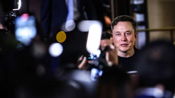 Trump le da una victoria a Elon Musk sobre un antiguo enemigo