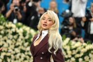 Sabrina Carpenter Lashes Out at 'Evil and Disgusting' White House Video Pairing Her Song With ICE Arrest Clips