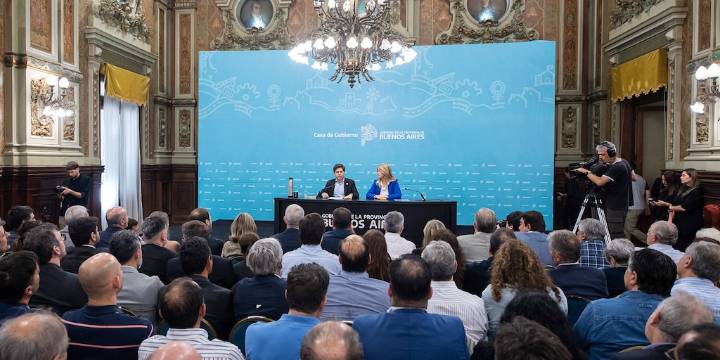 Buenos Aires: dos décadas de populismo fiscal y la inercia del déficit
