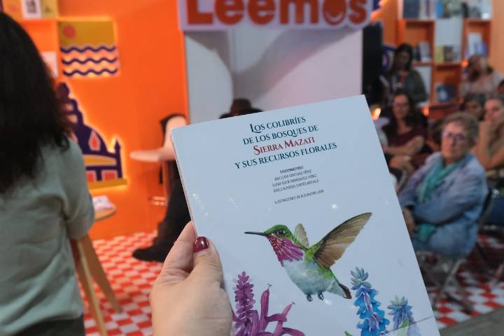 El libro “Los colibríes y los bosques de la Sierra Mazati y sus recursos florales”