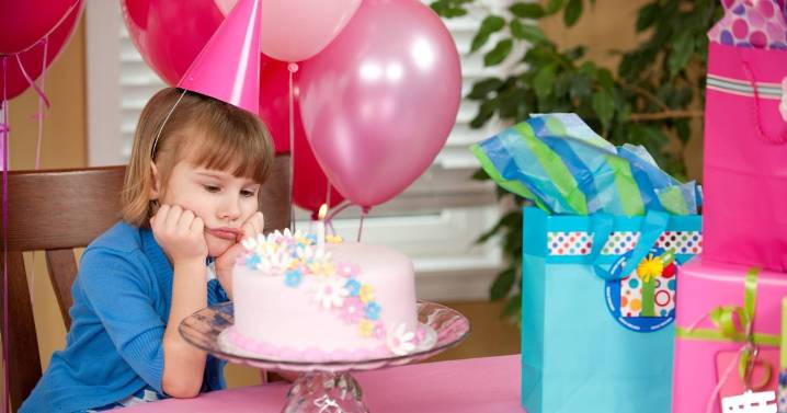 Mum heartbroken as no one turns up to daughter's seventh birthday party