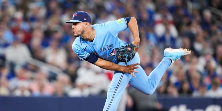 José Berríos' absence from Blue Jays during World Series explained