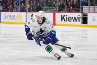 Former Michigan star traded in NHL blockbuster deal