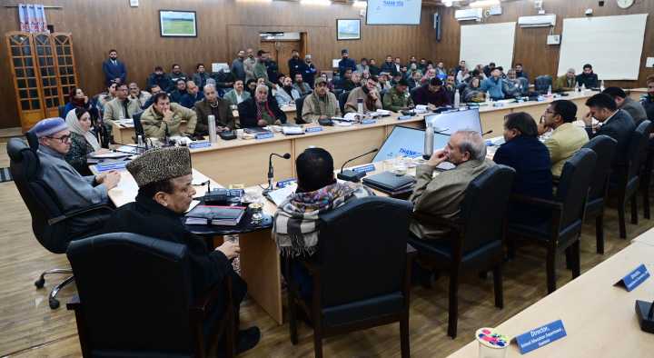 At district review, CM Omar Abdullah stresses on robust winter preparedness; fast-paced execution of development works in Budgam