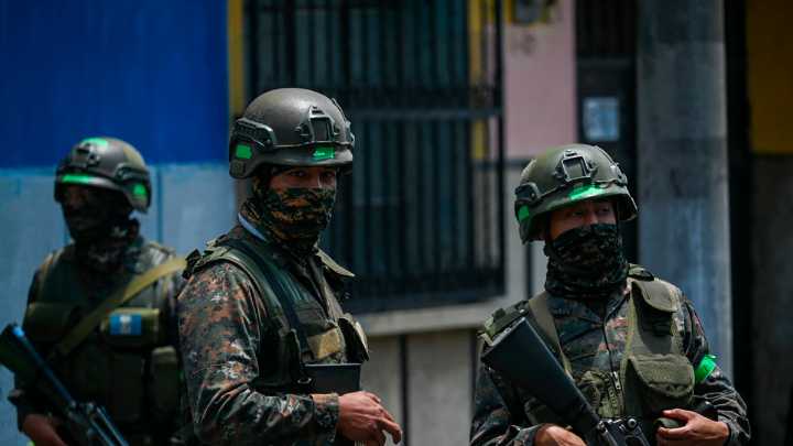 Soldado guatemalteco herido tras ataque de grupos armados mexicanos