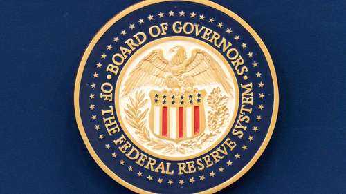 Divided Fed set to announce decision on interest rates