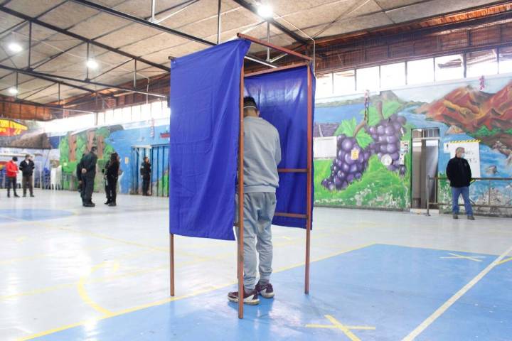 La aplastante victoria de Kast en las cárceles del país: así fueron los resultados en los 19 penales de Chile