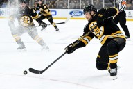 Bruins Activate Viktor Arvidsson