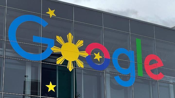 Bruselas investiga a Google y "teme" que utilice contenidos para alimentar sus propios sistemas de IA