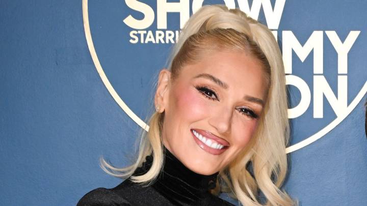 Gwen Stefani's showgirl outfit may be her most dramatic look yet