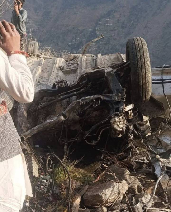Four of family killed as car falls into gorge in Kishtwar