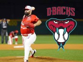 Urquidy firma con Arizona y busca regresar a Grandes Ligas