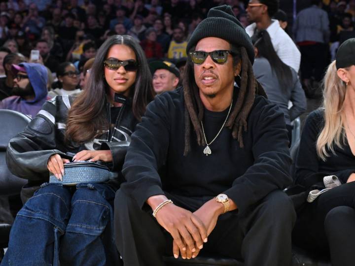 Beyoncé’s Teen Daughter Blue Ivy Looks All Grown up in Stylish Courtside ‘Fit With Dad Jay