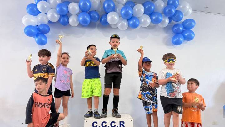 El Club de Ciclismo de Comodoro celebró sus 20 años con una fiesta deportiva multitudinaria