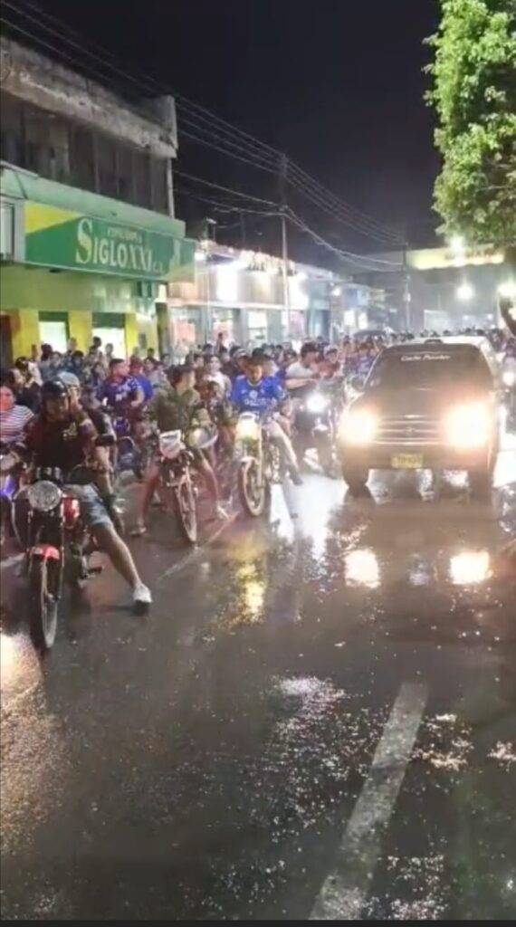 Mototaxistas dan últimos adiós a Daniel Vega Ureña