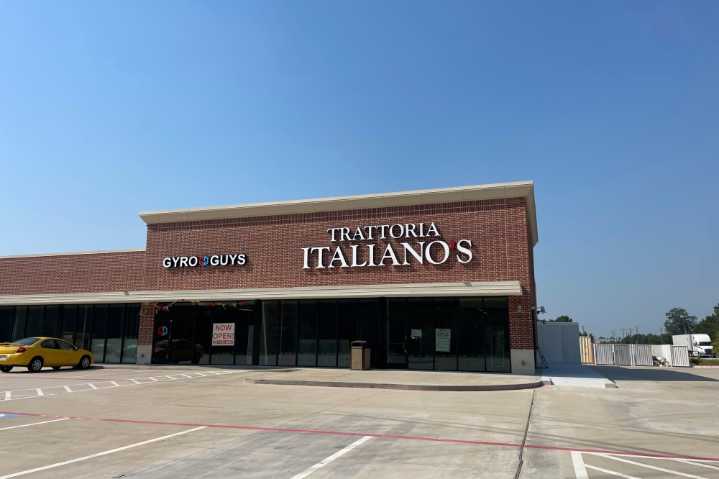 Italiano's Restaurant now serving Italian fare in ...