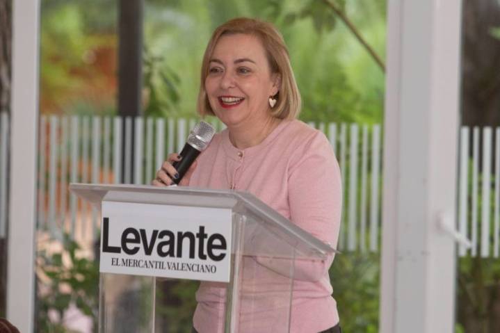 Enguix anuncia en Xàtiva una nueva oficina comarcal para acercar la Diputación a la Costera y la Canal