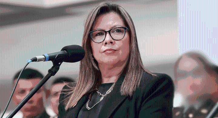 Corte Suprema cita a la fiscal Camargo por retrasos en el caso de infiltración de alias ‘Calarcá’ La Corte cuestiona la falta de avances en una investigación que involucra a oficiales de alto rango y