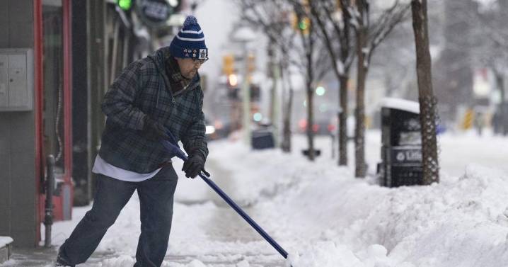 Alberta Clipper causes commuter headaches as temperatures set to drop overnight Wednesday