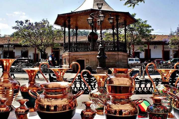 INDUSTRIA Y SOCIEDAD | Abundancia artesanal y escasez industrial en Michoacán