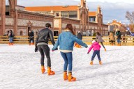 Matadero y Cibeles inauguran la temporada de hielo: dos pistas para vivir la Navidad en Madrid