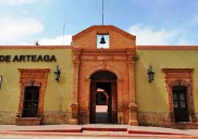 Arteaga: hasta 30 personas cobran sin trabajar en la administración municipal