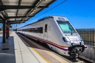 Nueva incidencia de tren en Huelva que obliga a los pasajeros a acabar su viaje por carretera