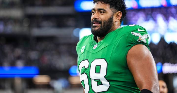 Jordan Mailata named Eagles' Walter Payton NFL Man of the Year Award nominee