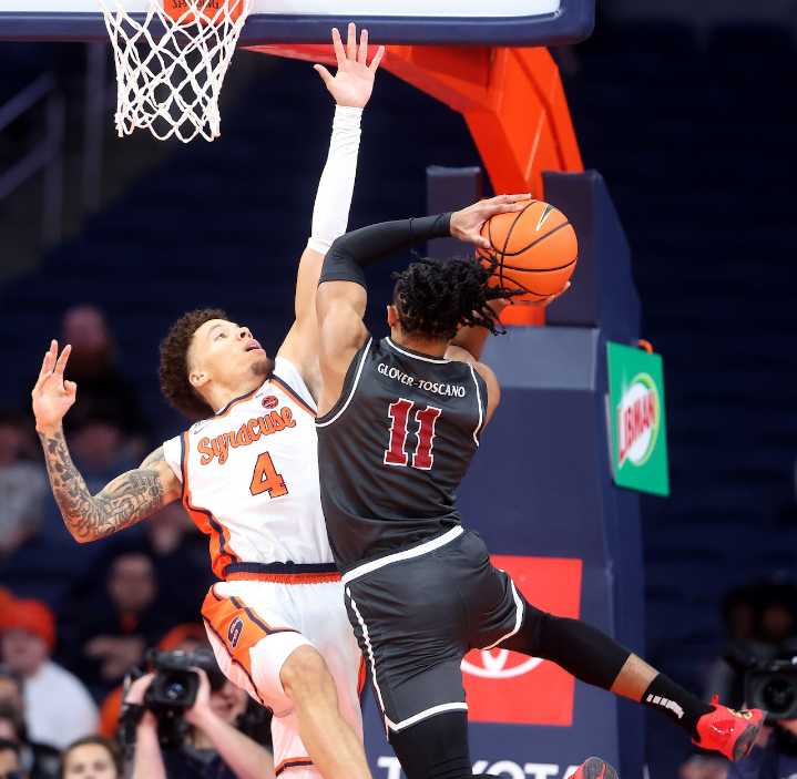 Syracuse’s close win over St. Joe’s begs the question: Does the Orange have a rebounding problem?
