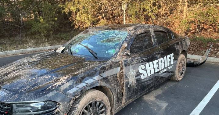 Catawba County sheriff's deputy uninjured after wreck in patrol vehicle in Iredell County