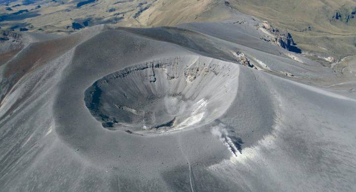 Alerta naranja en el Volcán Puracé: autoridades refuerzan vigilancia por aumento de actividad