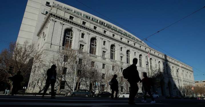 LA attorney faked an ICE investigation in string of scams before his license was suspended