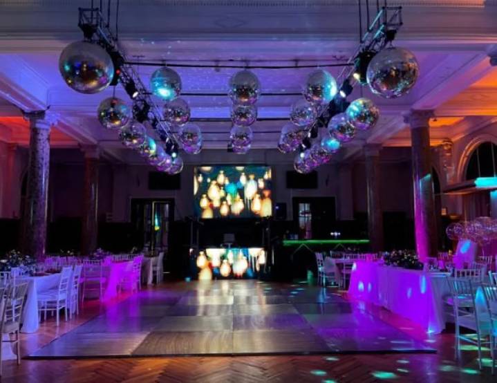 Salones de eventos aclaran que las recepciones no deben pagar SADAIC: “El decreto es claro"