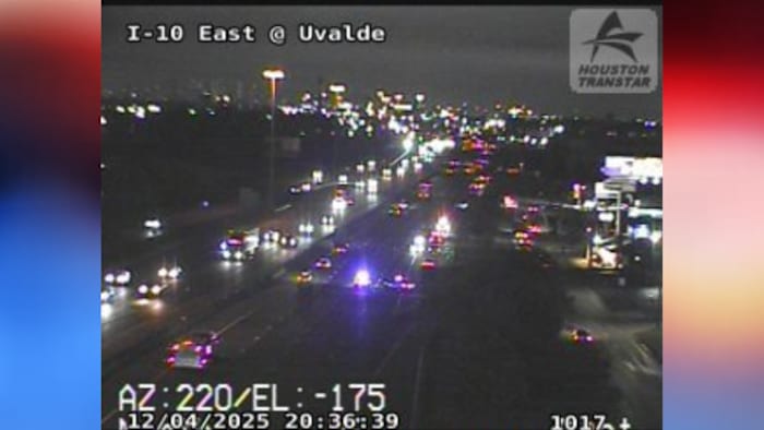 Multiple vehicles get flat tires after hitting large pothole on I