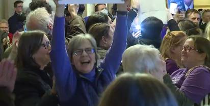 Protestors elated after Indiana Senate votes down redistricting bill