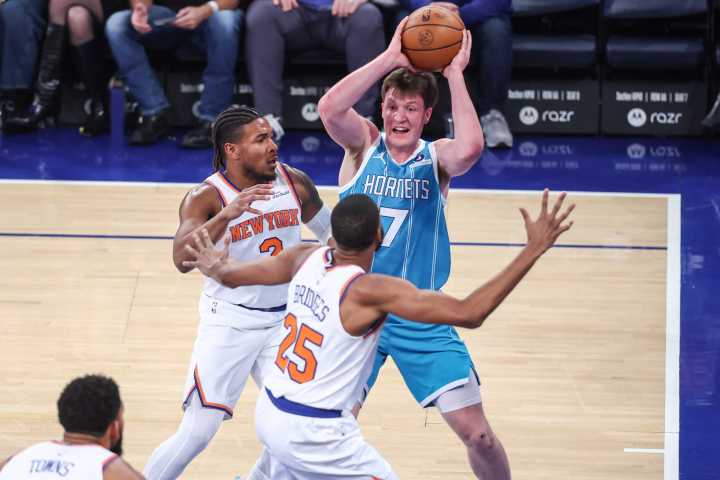 Knicks 119, Hornets 104: Good news and bad news as Knicks take down Hornets for another home victory
