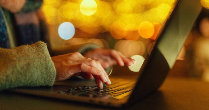 Simple 10-step checklist to ease financial pressures at Christmas