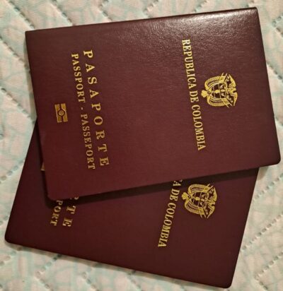 Desmantelan en Colombia red que tramitaba pasaportes para dominicanos prófugos de Justicia