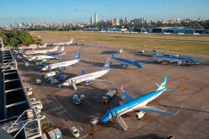 Aerolíneas Argentinas celebra su...