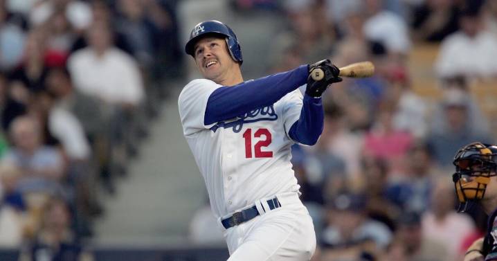 Former Dodgers slugger and noted curmudgeon Jeff Kent voted into the Hall of Fame