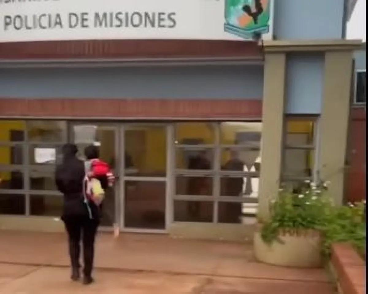 Un niño de 3 años pasó solo toda la noche y fueron los vecinos quienes lo protegieron