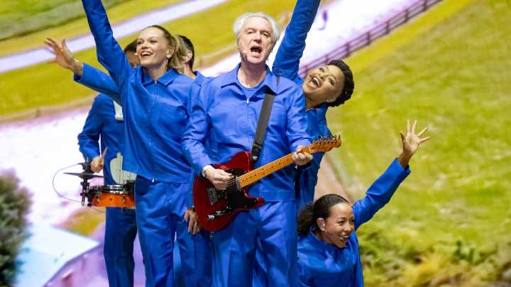 David Byrne Has the Perfect Playlist for All You Christmas Music Haters