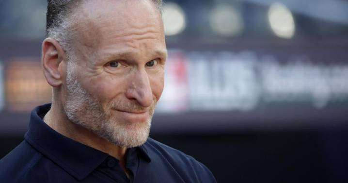 Blue Jays president Mark Shapiro signs contract extension