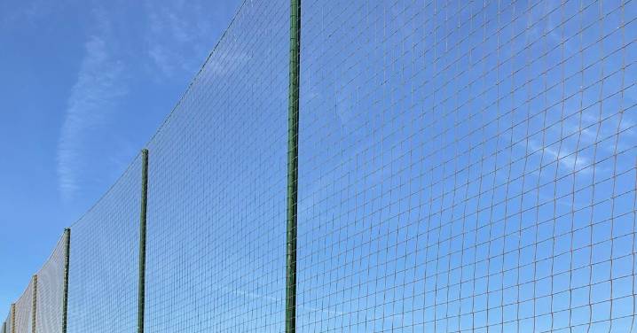 Al menos una empresa se presenta a la licitación para la instalación de las nuevas gradas del campo de fútbol del Salinar