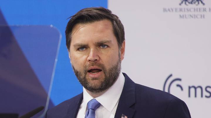 JD Vance Has An Interesting Response To Claim He Was Fighting With His Wife In Public