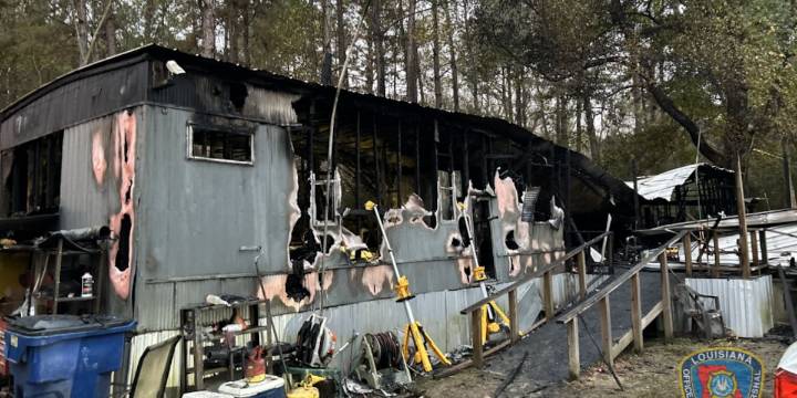 59-year-old man, 4-year-old girl die in Coushatta house fire