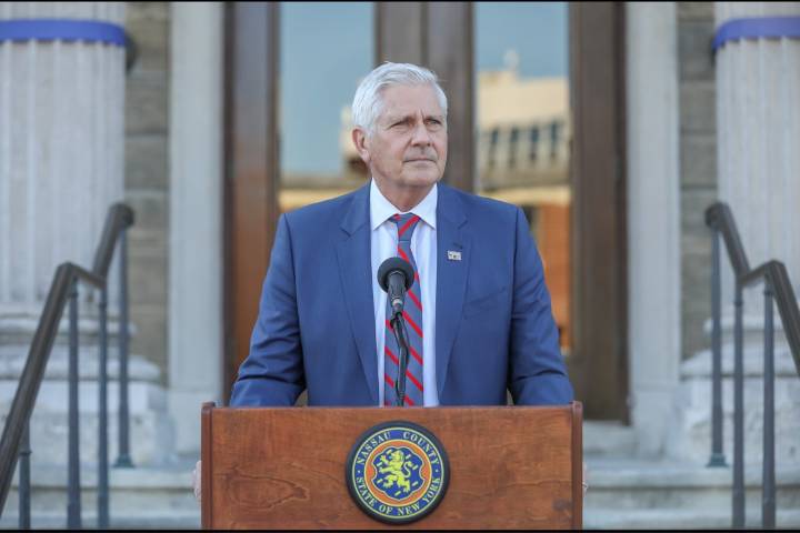 Long Island's Bruce Blakeman Launches Bid For New York Governor