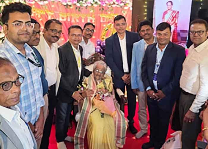 President Murmu lauds 100-year-old doctor who donated Rs 3.4 cr to AIIMS Bhubaneswar