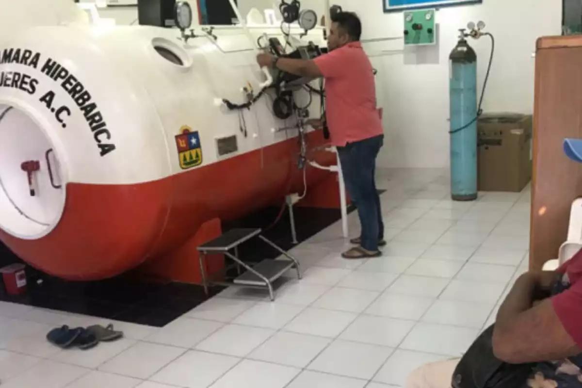 Aumentan 78% los casos de descompresión entre pescadores de Isla Mujeres durante temporada de langosta